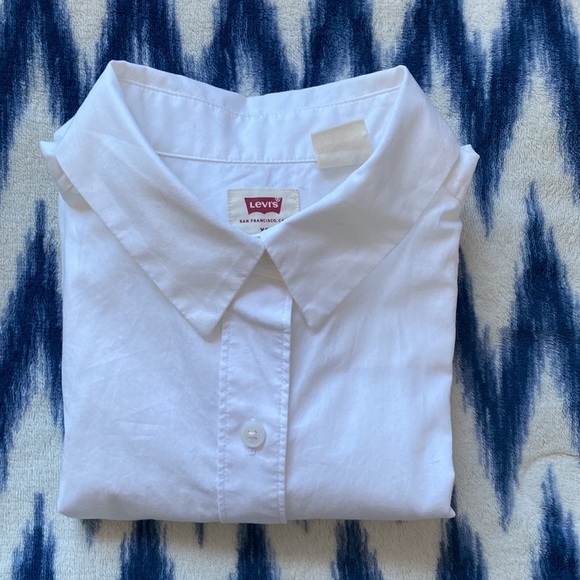 Levi’s The Classic Shirt Women’s - Picture 8 of 9
